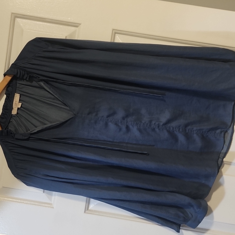 Beautiful Silky Loft Blouse